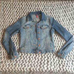 H&M Divided crop jean jacket